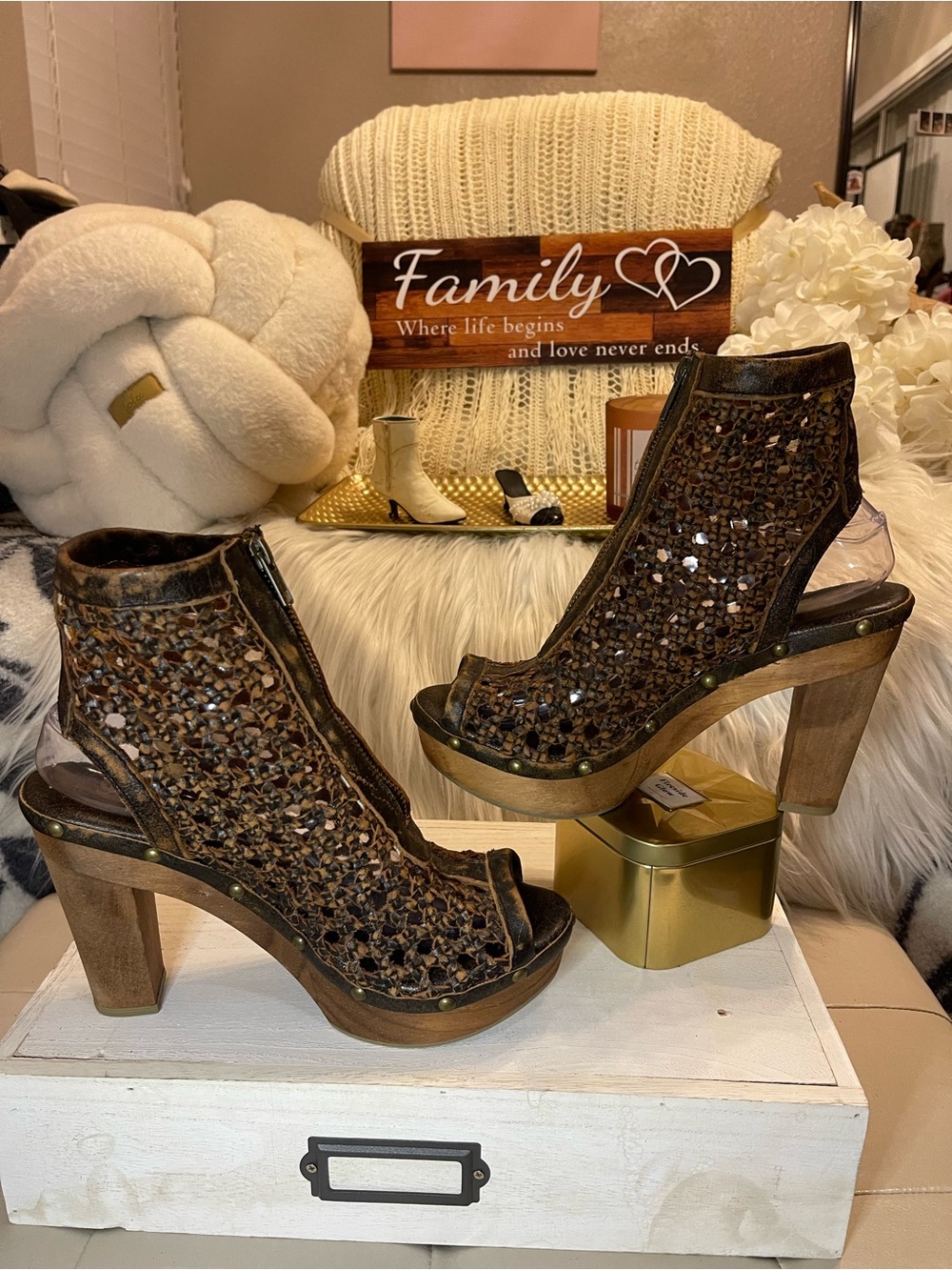 Sbicca Edinburg Woven Peep-Toe Platform Bootie Sandals Distressed Brown Leather - Picture 2 of 7
